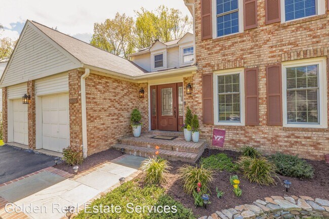 Building Photo - 5 br, 3.5 bath House - 5624 Kemp Ln