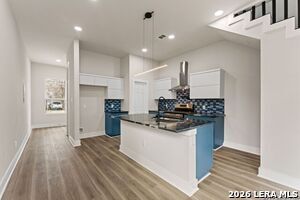 Building Photo - 1334 Center St