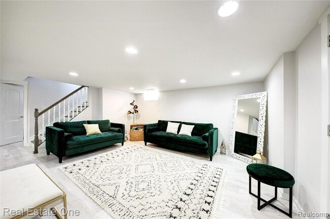 Building Photo - 8126 Dale St