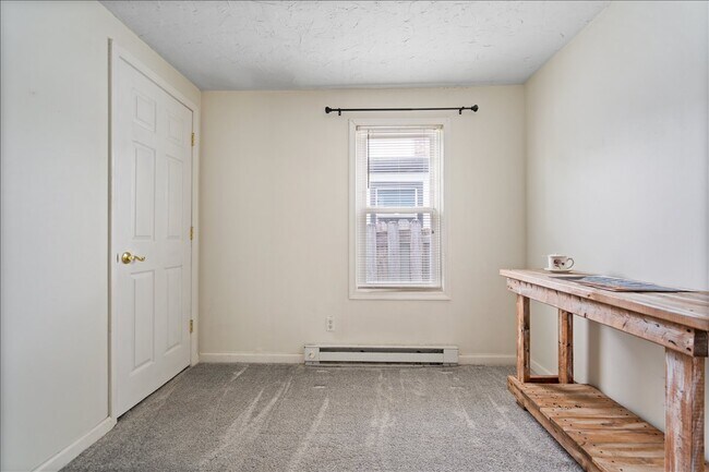 Building Photo - 1815 Cherry St