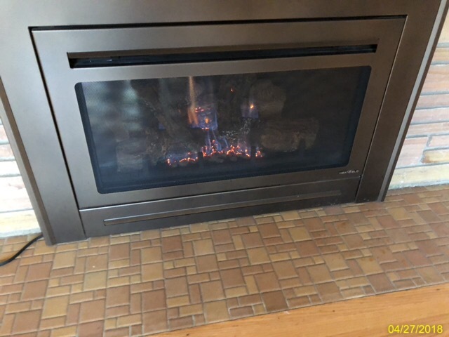 Gas Fireplace in Living room - 930 W County Rd D