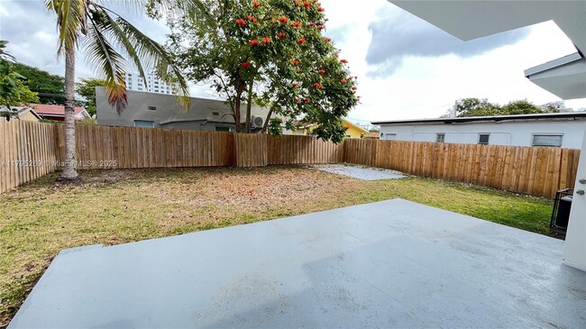 Building Photo - 1807 NW 33rd St