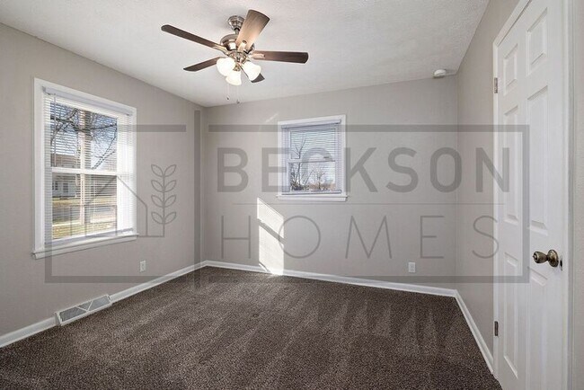 Building Photo - 5812 West Byp