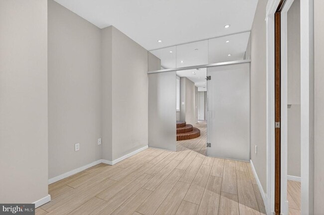 Building Photo - 1620 15th St NW