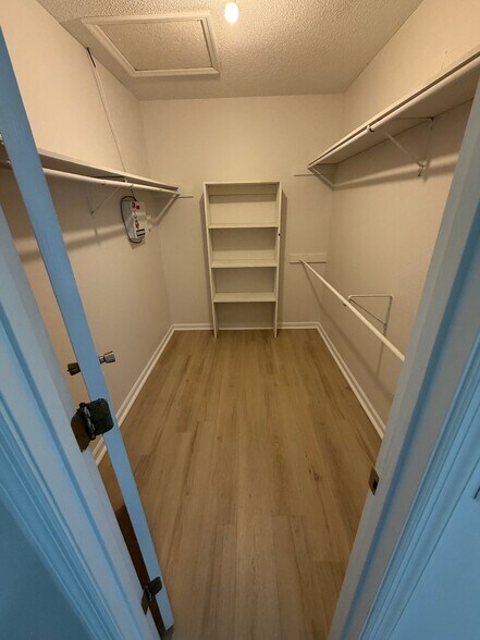 Building Photo - 206 Buckston Ct