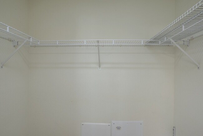 Building Photo - Pinellas Park, Gated Townhome Community 3/...