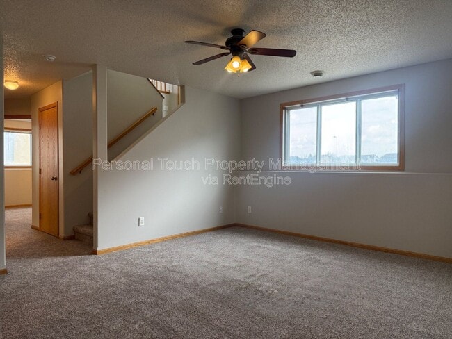 Building Photo - 1143 39th Ave S