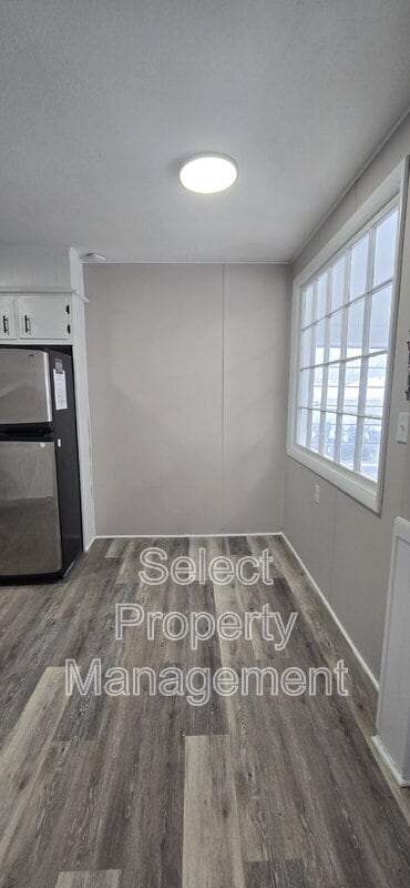 Building Photo - 724 Kinnaird Ave