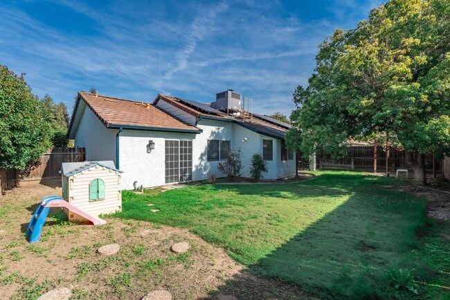 Building Photo - 3345 W Stuart Ave