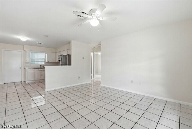 Building Photo - 1195 S Alhambra Cir