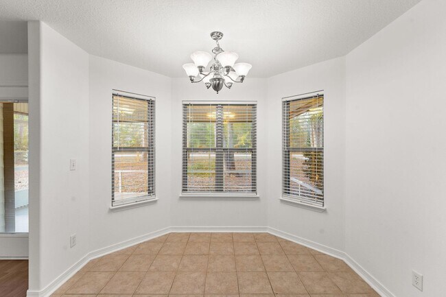 Building Photo - 71 Eventide Ln