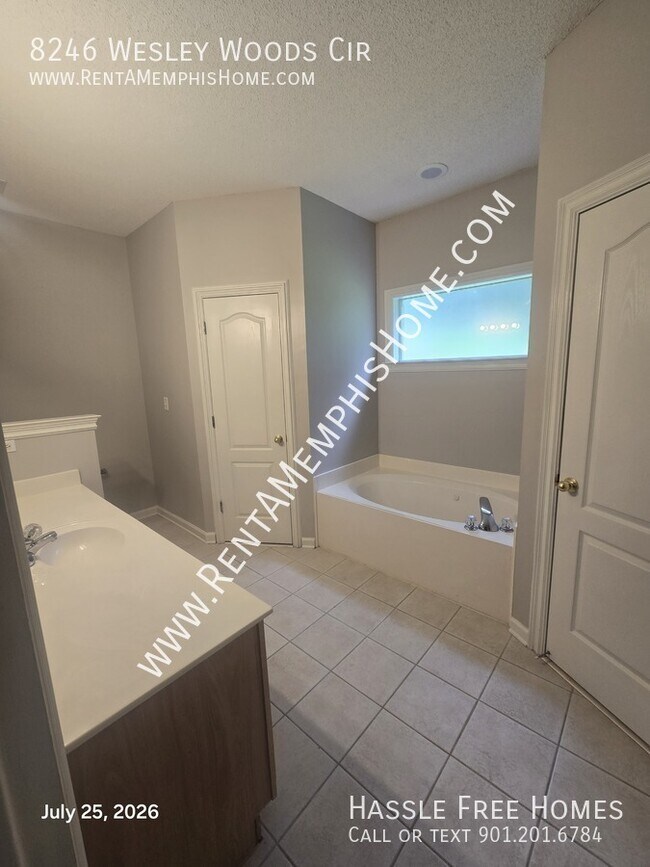 Building Photo - 8246 Wesley Woods Cir