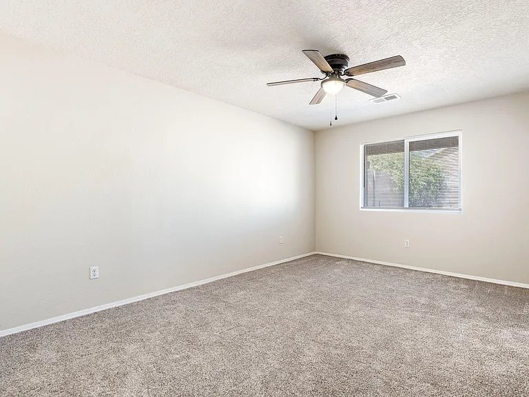 Building Photo - 10640 Rigoletto Dr NW