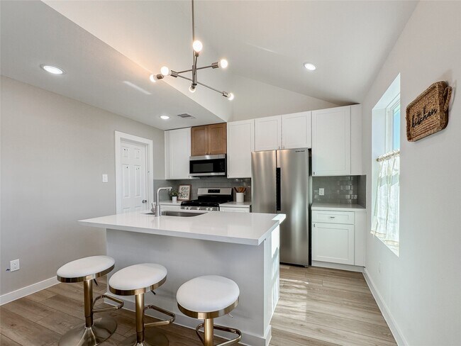 Building Photo - 2710 Discovery Trails Ct