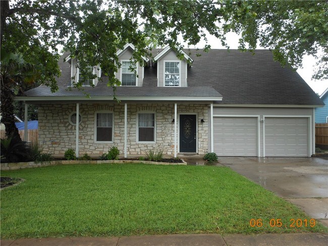 Primary Photo - 1710 Foxfire Dr