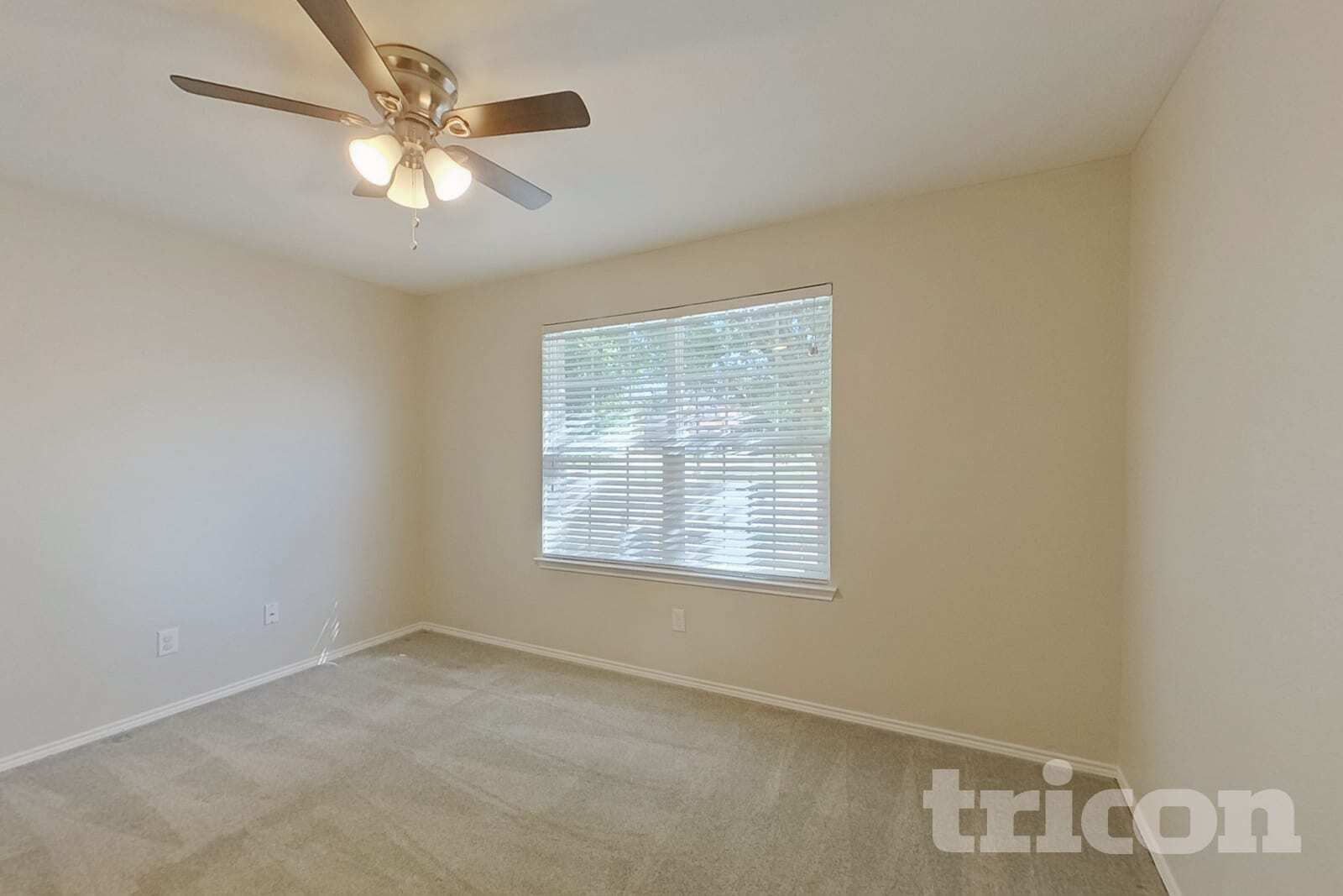 Building Photo - 1704 Abby Creek Dr