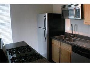 Building Photo - 1122 N Zang Blvd