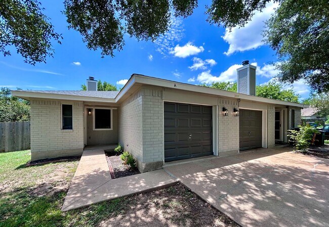 Building Photo - 3007 Kestrel Dr