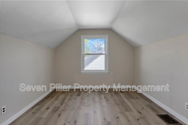 Building Photo - 406 Beechtree Rd