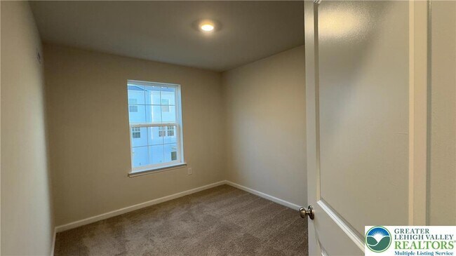 Building Photo - 8209 Brodie Ct