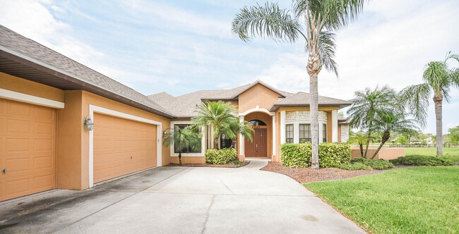 Building Photo - 4068 Gardenwood Cir