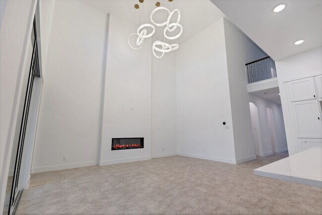 Building Photo - 8127 Fenway Hts Dr