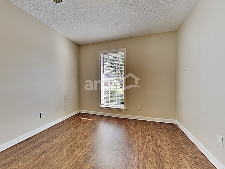 Building Photo - 10736 Wyckford Dr