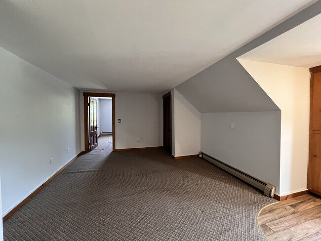 Building Photo - 466 - 114 VT Route