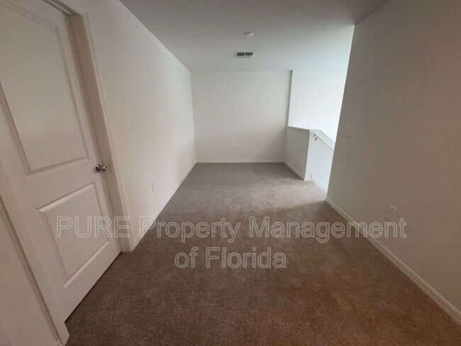 Building Photo - 1304 NW 48th Terrace