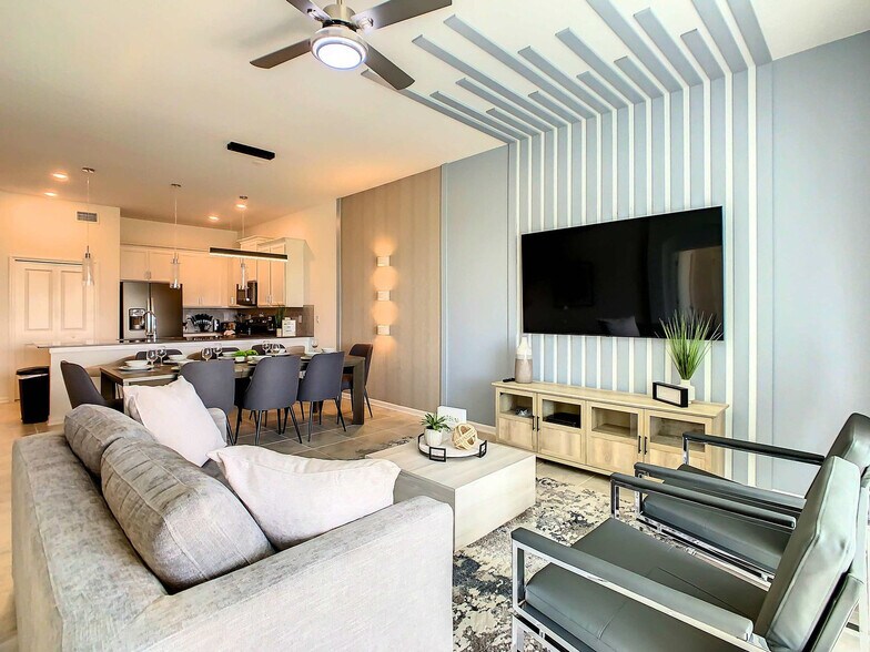 Building Photo - 955 Splash Shot Pl