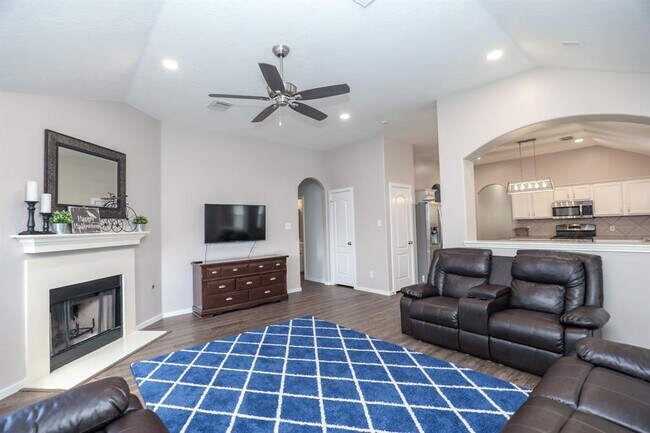 Building Photo - 18023 Melissa Springs Dr