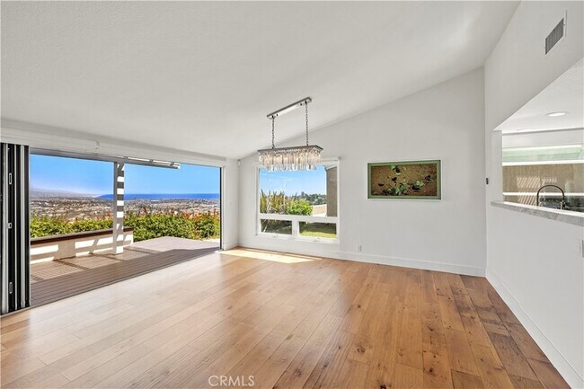 Building Photo - 31222 Palma Dr