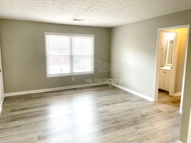 Building Photo - 133 Appleton Blvd