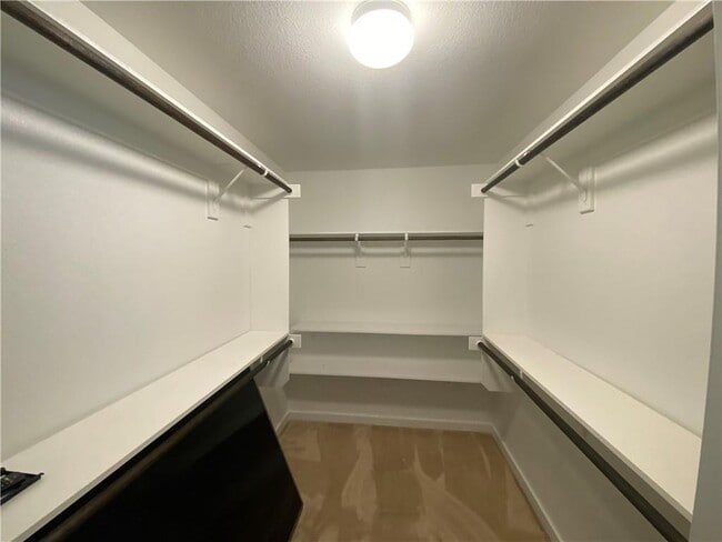Building Photo - 17115 Alturas Ave