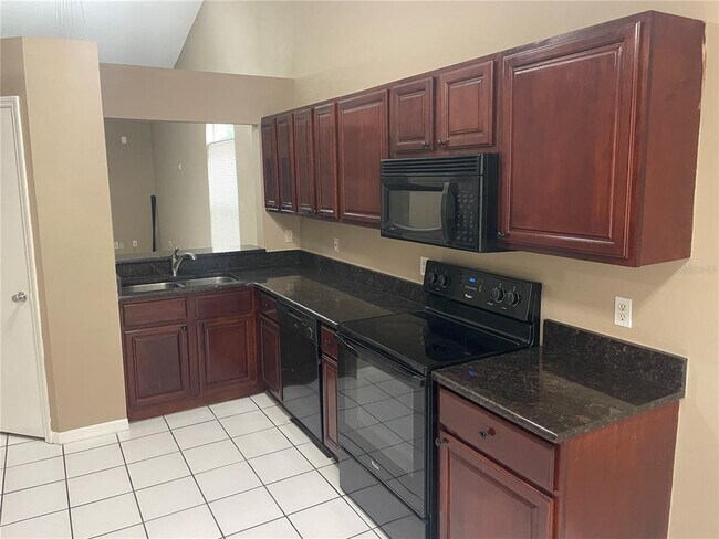 Building Photo - 6776 Brittany Chase Ct