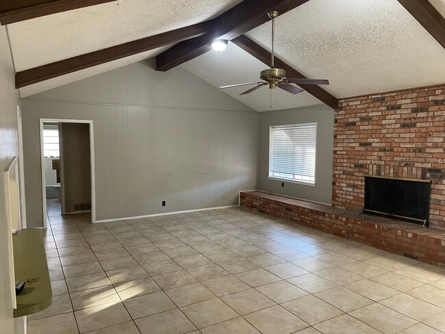 Building Photo - 4601 Meadow Creek Trail