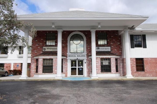 Building Photo - 203 Stratford O