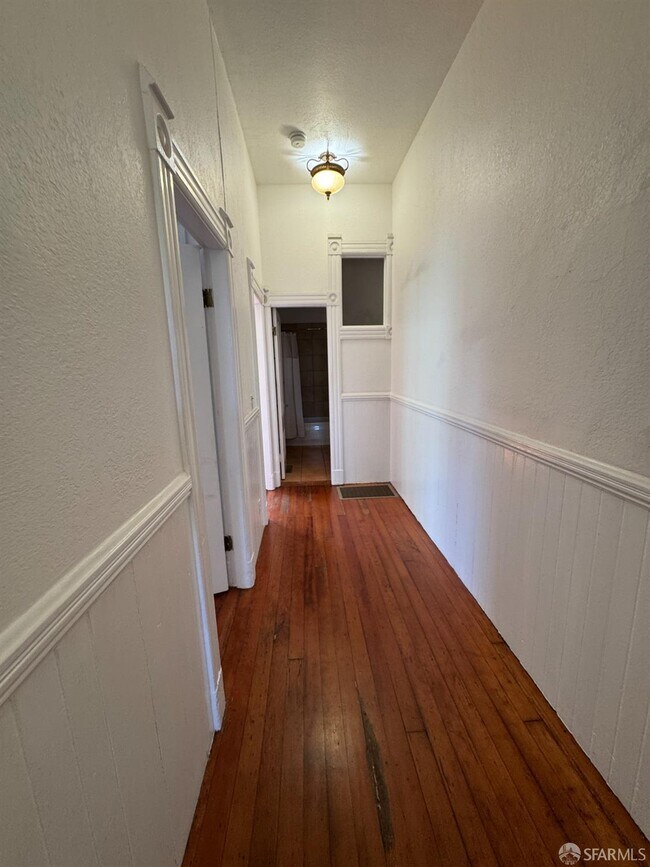 Building Photo - 3339 20th St