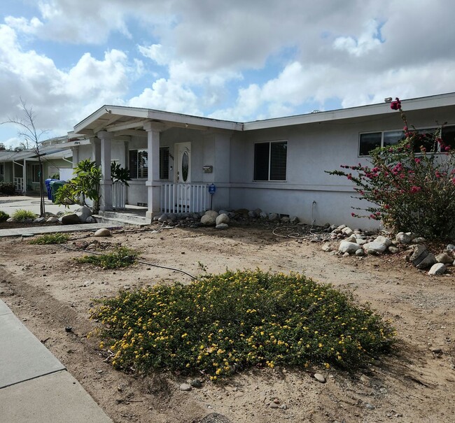 Building Photo - College Area Home, 3bd 2bath 1850Sqft, 2ca...