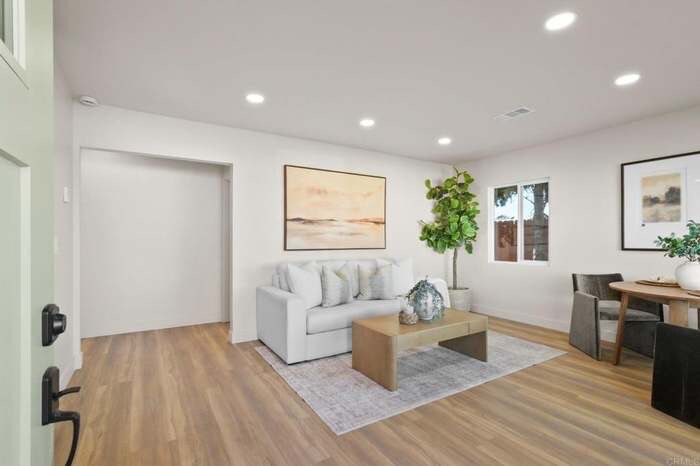 Building Photo - 6837 Celia Vista Dr