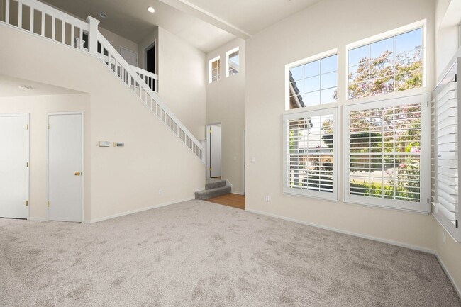 Building Photo - 3916 Promenade Way