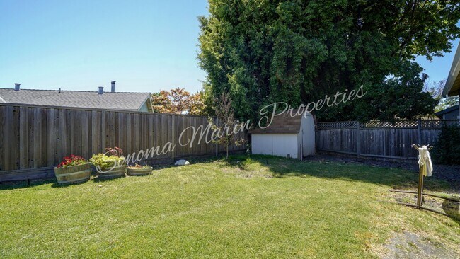 Building Photo - ~Beautiful Updated 4 Bed/2 Bath in Rohnert...