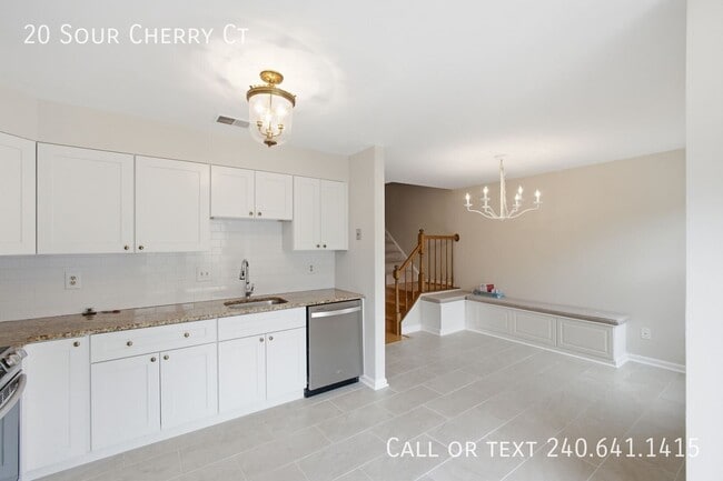 Building Photo - 20 Sour Cherry Ct