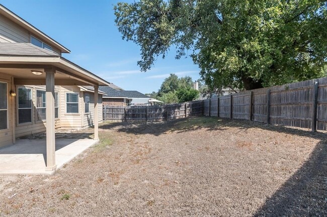 Building Photo - 1612 Melissa Oaks Ln