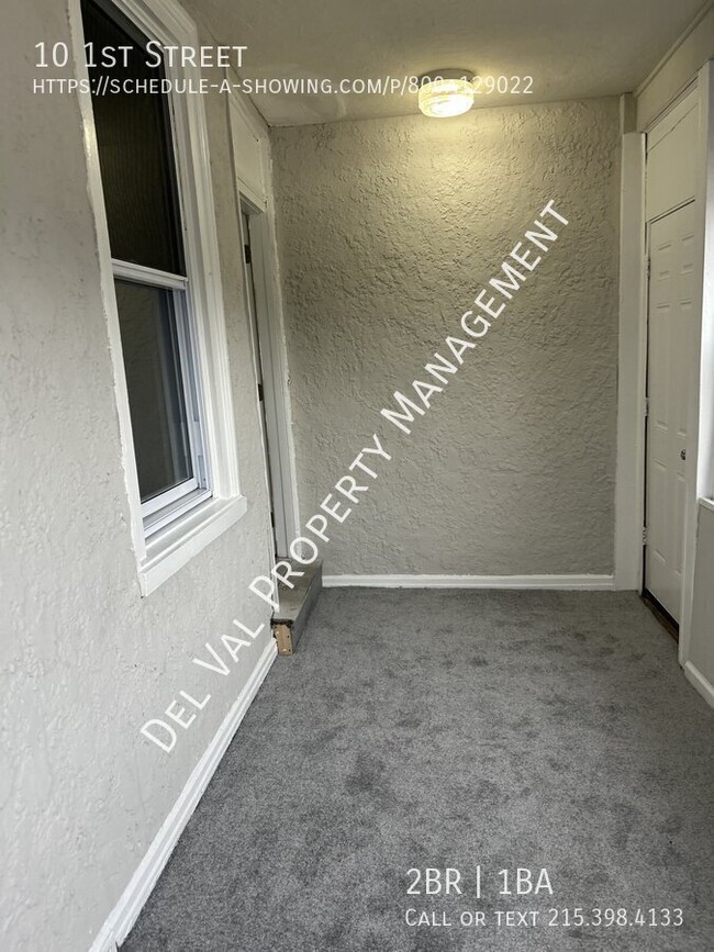 Building Photo - Spacious 2-Bedroom 1st-Floor Apartment for...