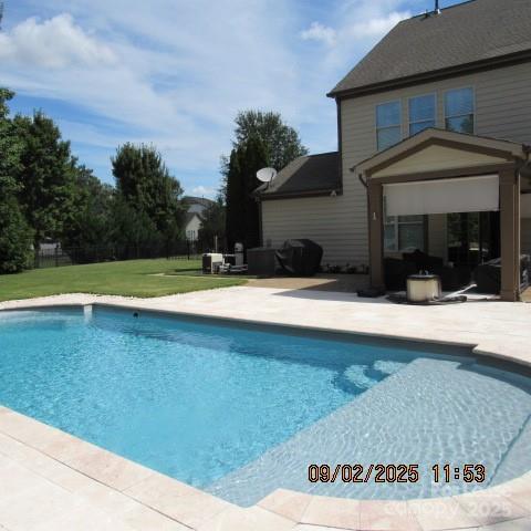 Building Photo - 7314 Vesper Dr