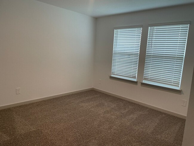 Building Photo - 7719 Golden Rubia Ln