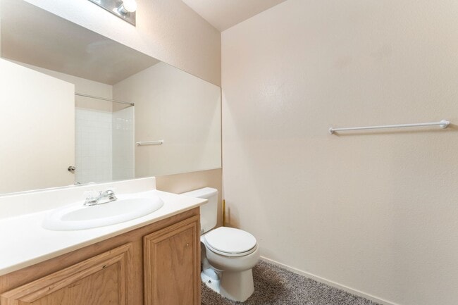Building Photo - SPACIOUS CONDO!