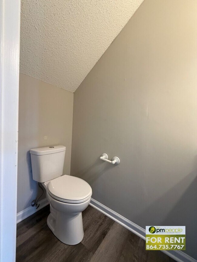 Building Photo - 3 Pointer Ln