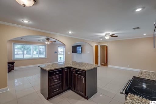 Building Photo - 206 Walton St